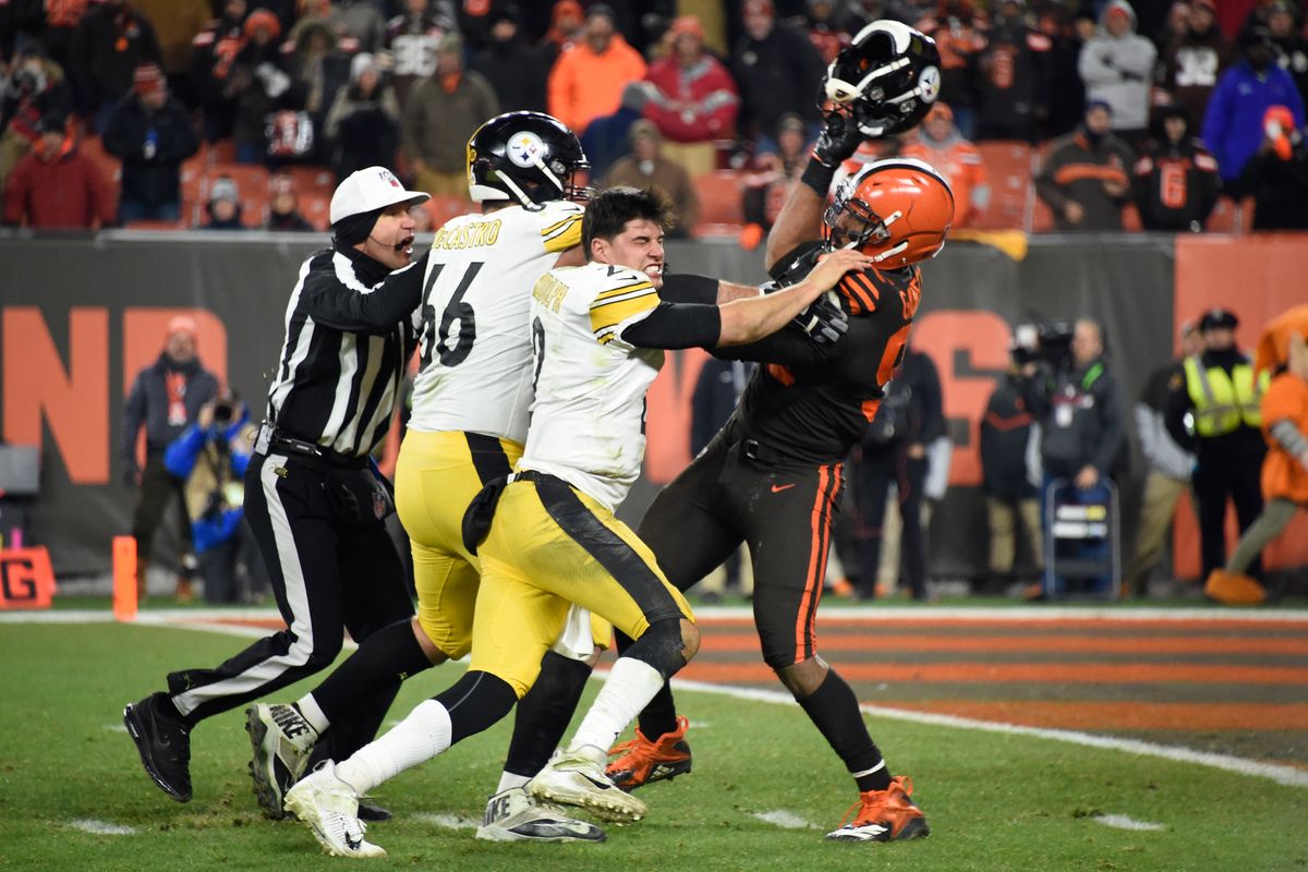 Gut reaction to Browns - Steelers: Ugly brawl, hits yet another bad look