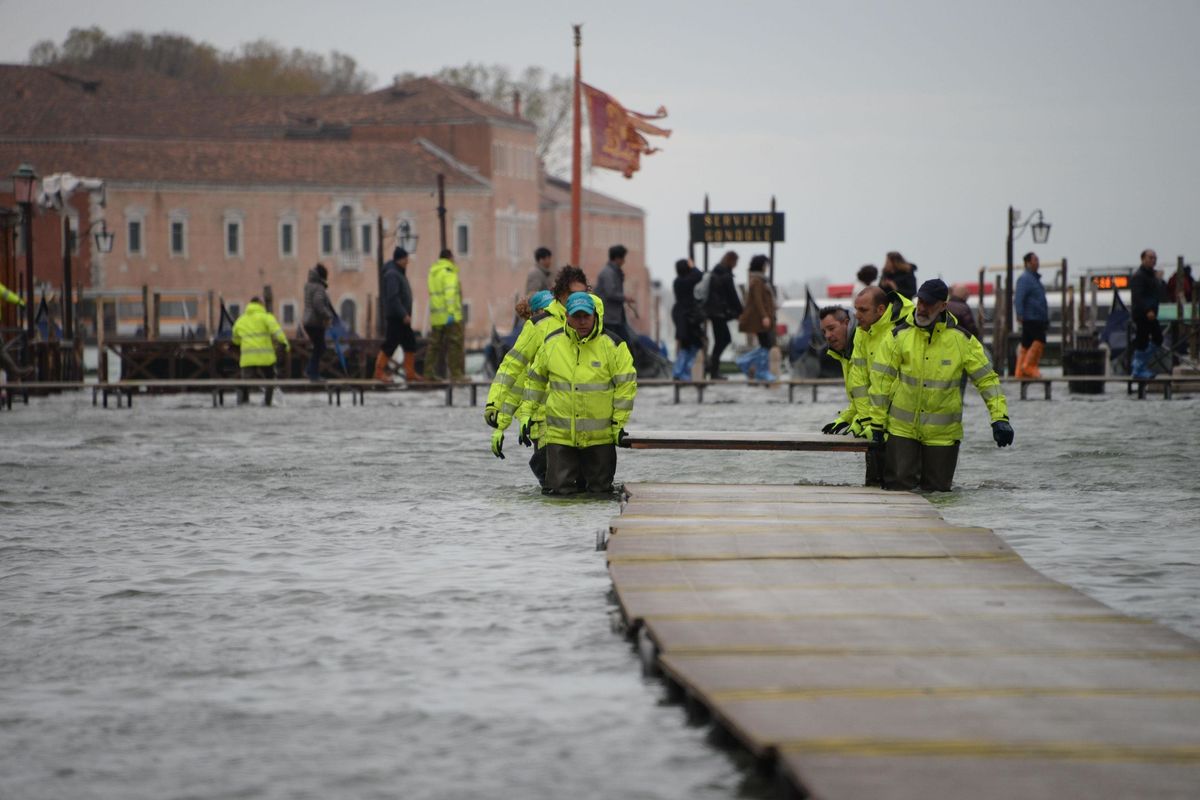 Mose non completo, la catastrofe sì. A inondare Venezia sono i commissari