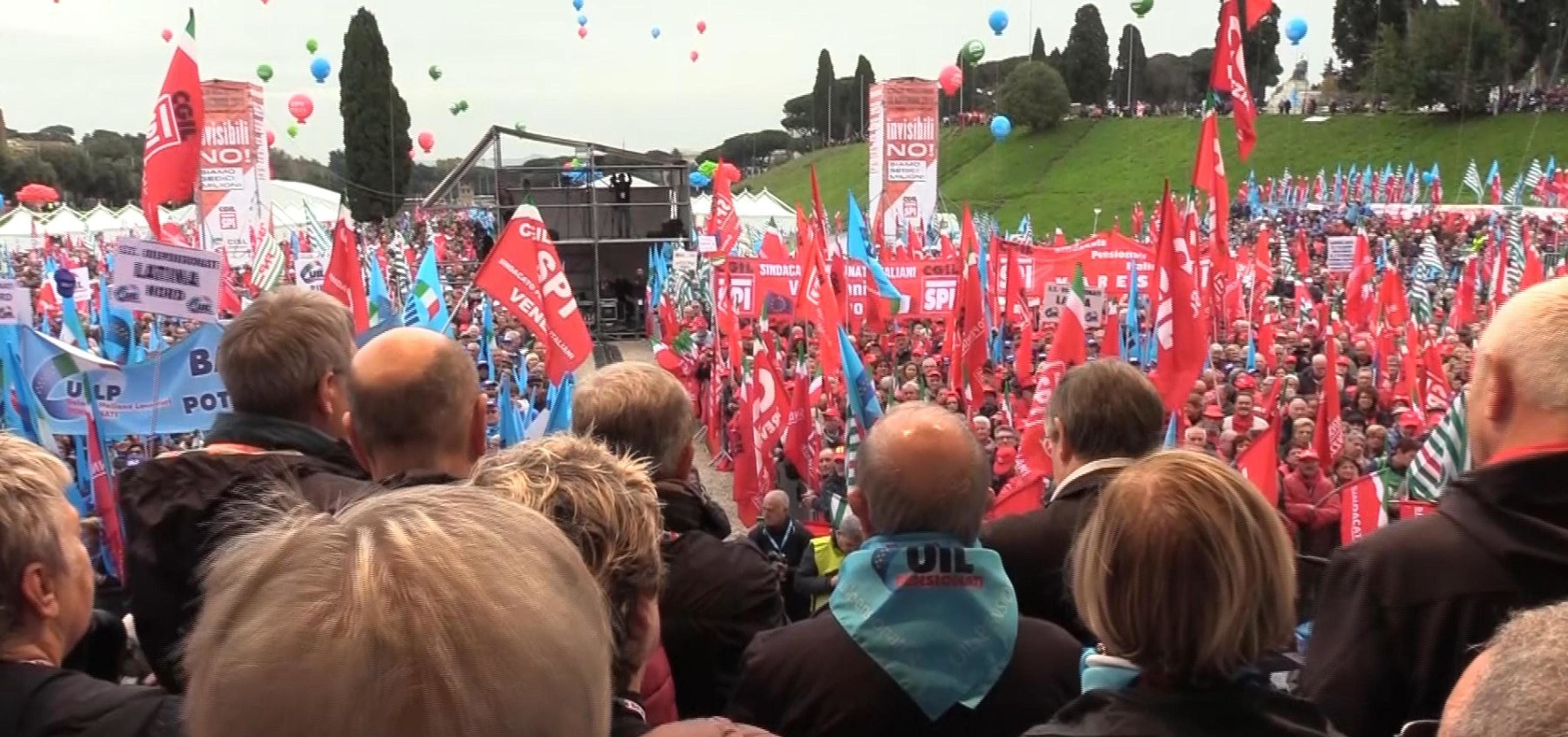 La carica dei 70.000. Conte fa il diccì ma ha fatto infuriare pure i pensionati