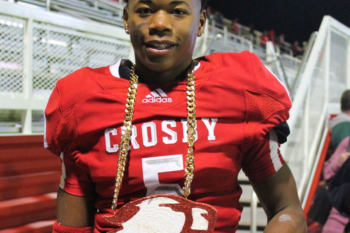 Behind the Lens: Friday Night Lights, Fortbend Willowridge vs Crosby!