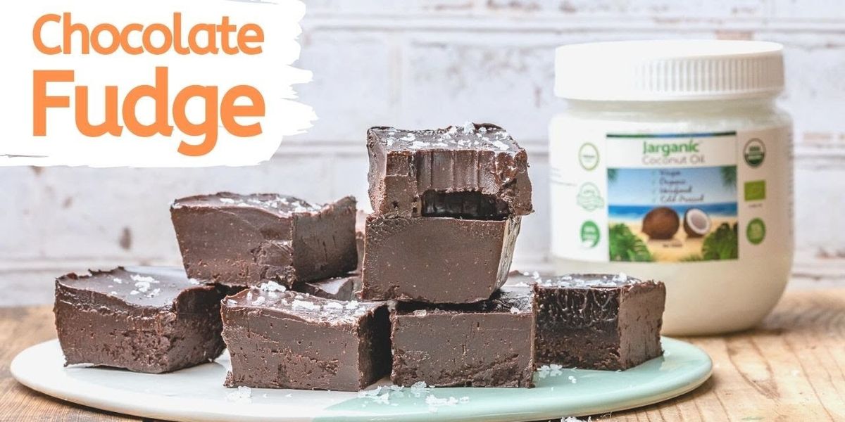 Easy Chocolate Fudge Recipe (Vegan & Paleo)