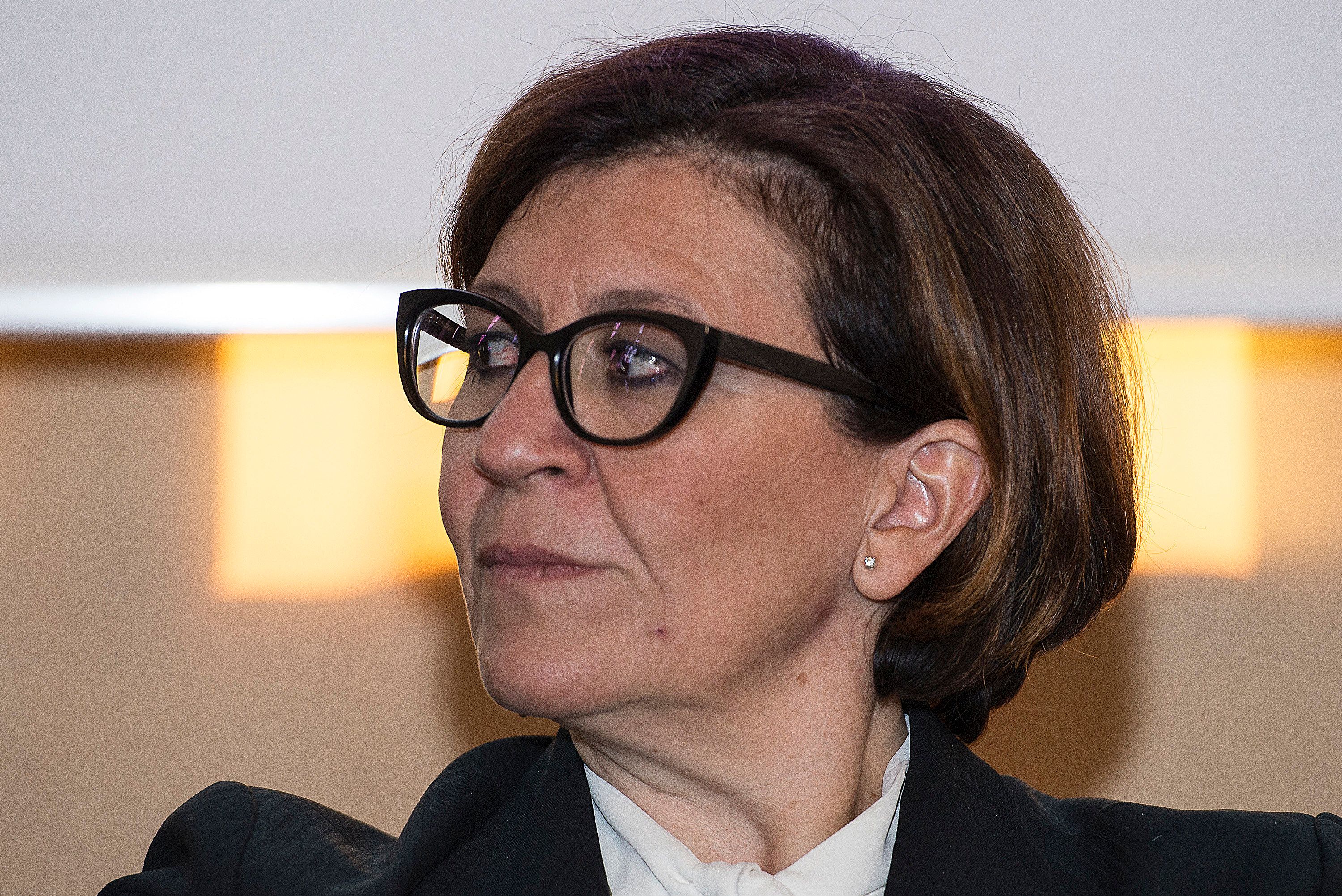 La Trenta fa 31: il cane scorrazzato in auto blu