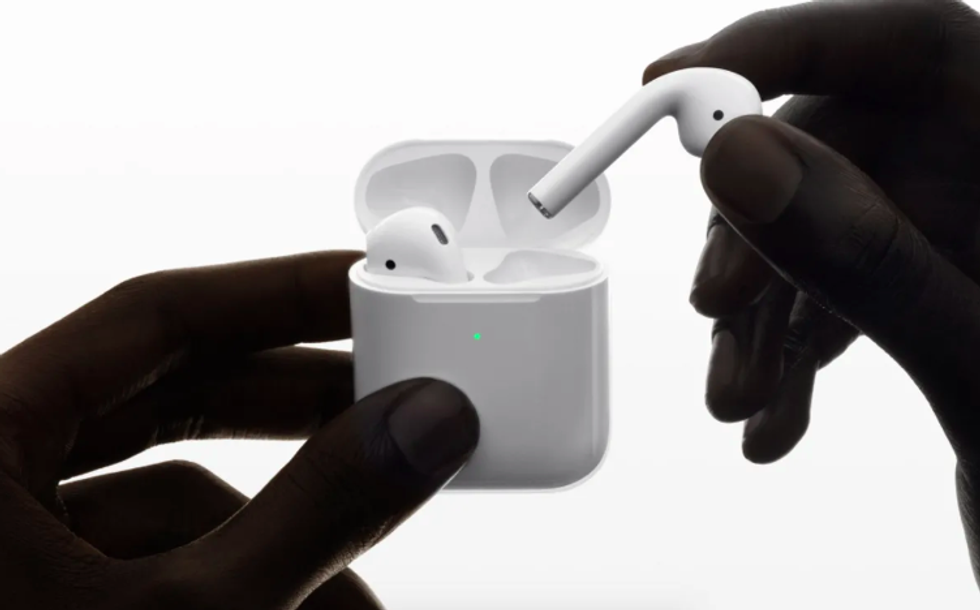 Apple AirPods