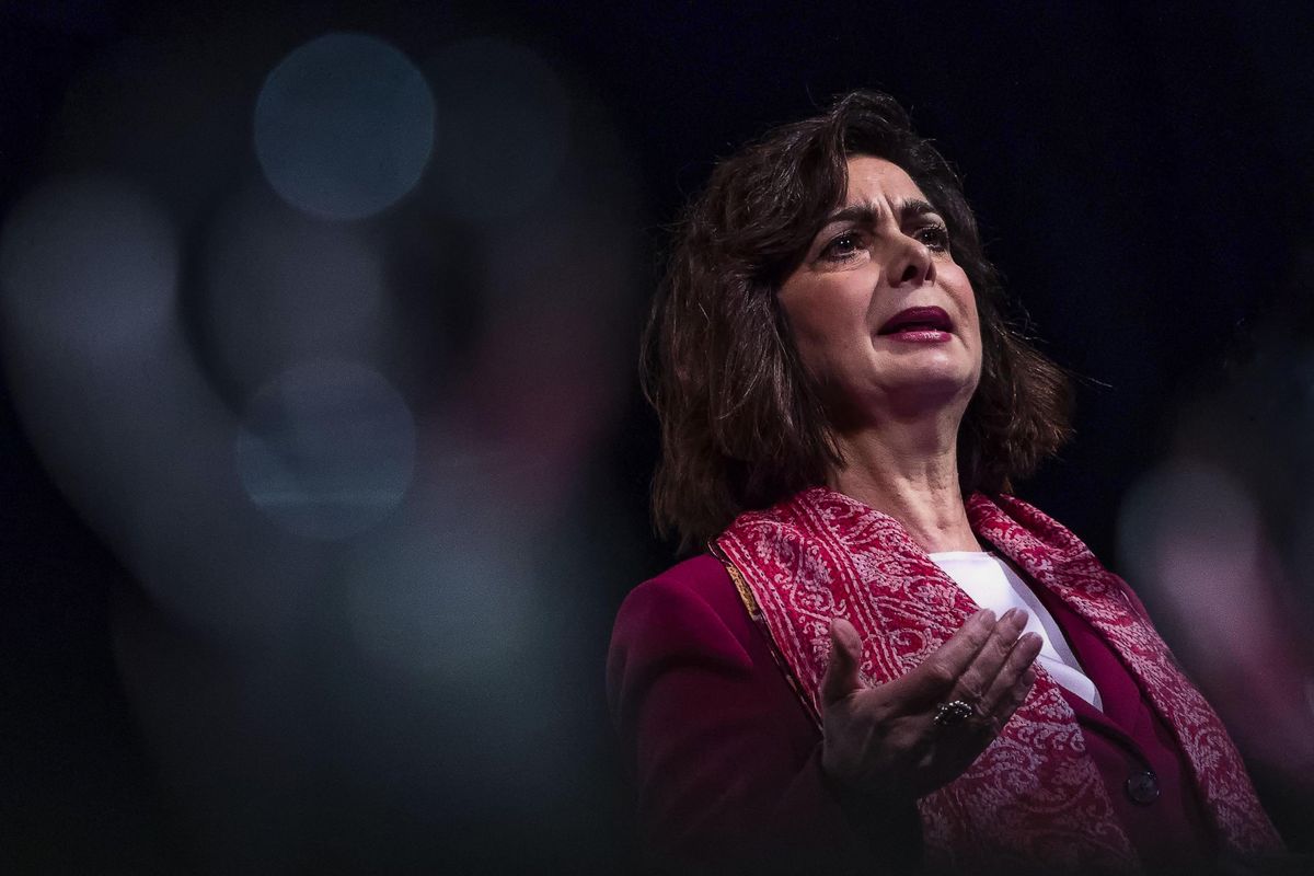 La Boldrini si proclama vittima di ogni male