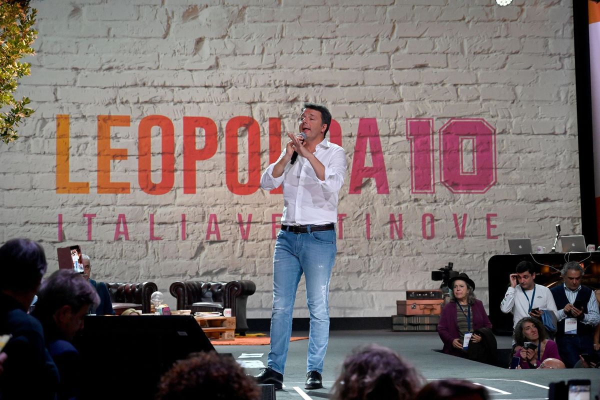 Transfughi e commissioni. Per la sua prima Leopolda Italia viva si atteggia da partito con oltre il 30%