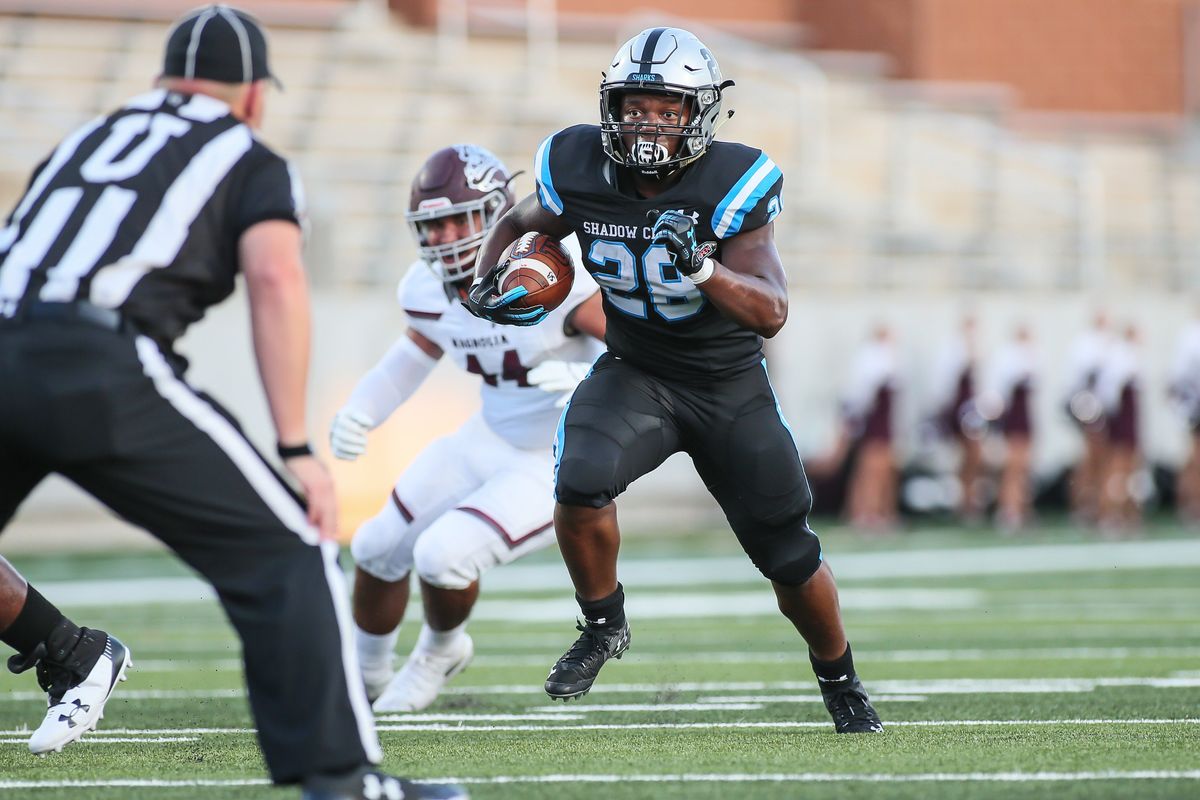 Sharks offensive unit impresses, Shadow Creek blows out Friendswood 51-6