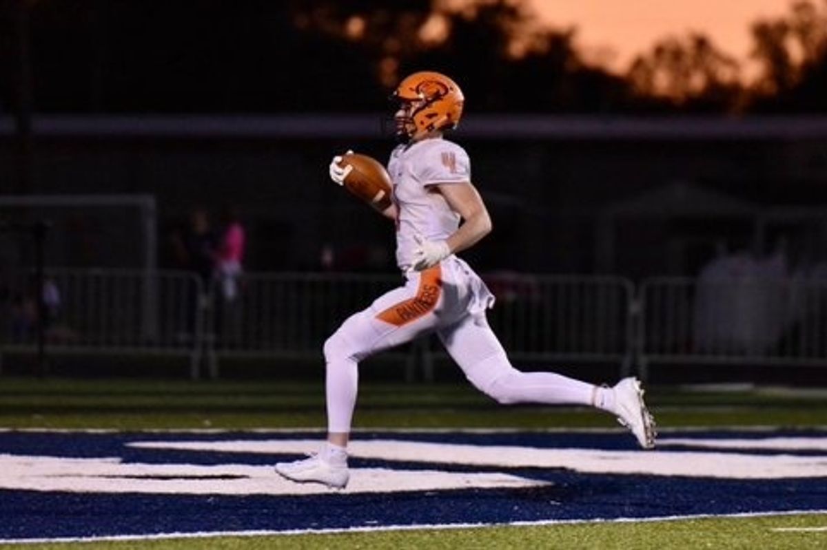 Two-point conversion, blocked field goal seals 36-35 victory for St. Pius X