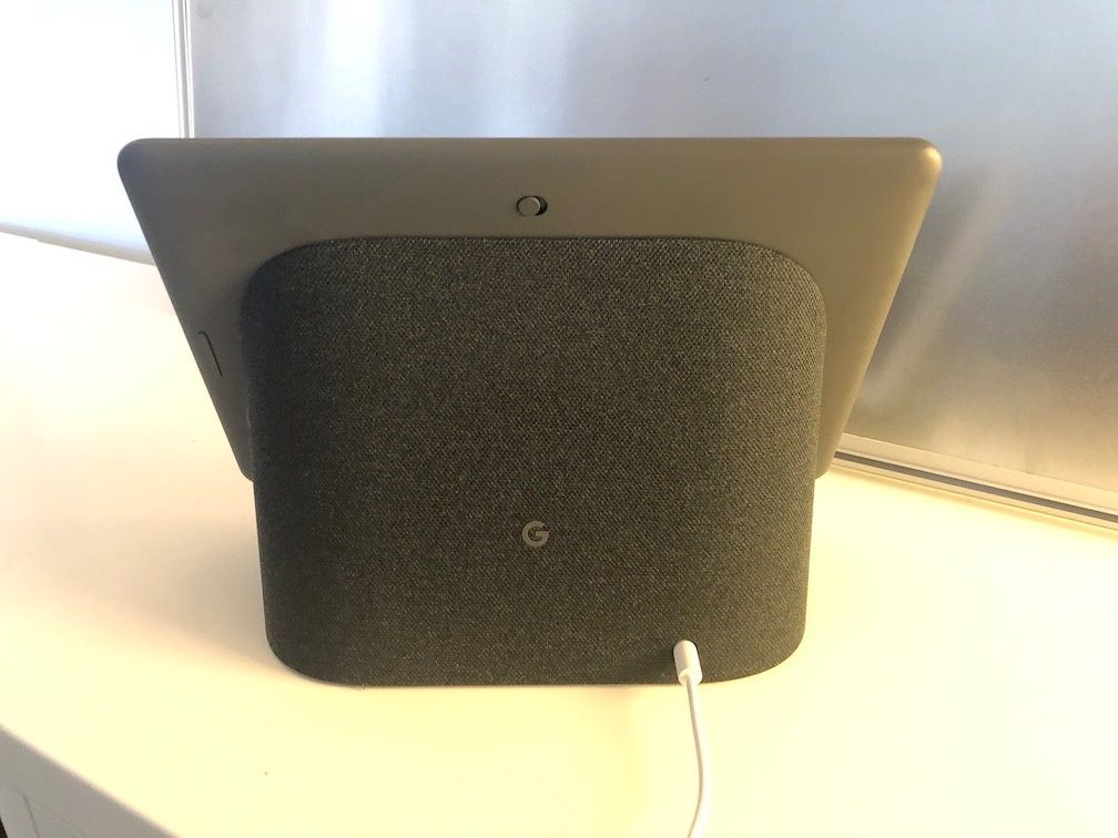 Nest Hub Max review: Google's bigger display gets a camera - Gearbrain