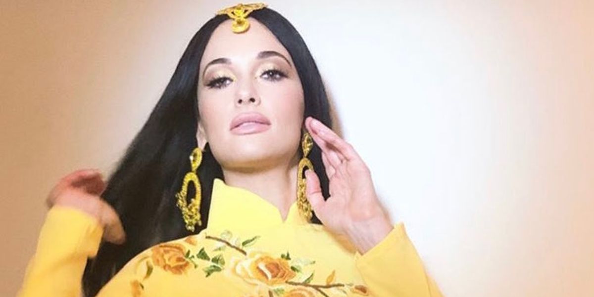 Is this offensive to the asian community? Traditional Vietnamese dress worn  in a sexual manner : r/KaceyMusgraves