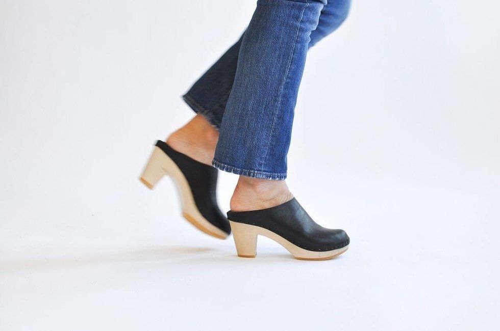 bryr clogs for sale