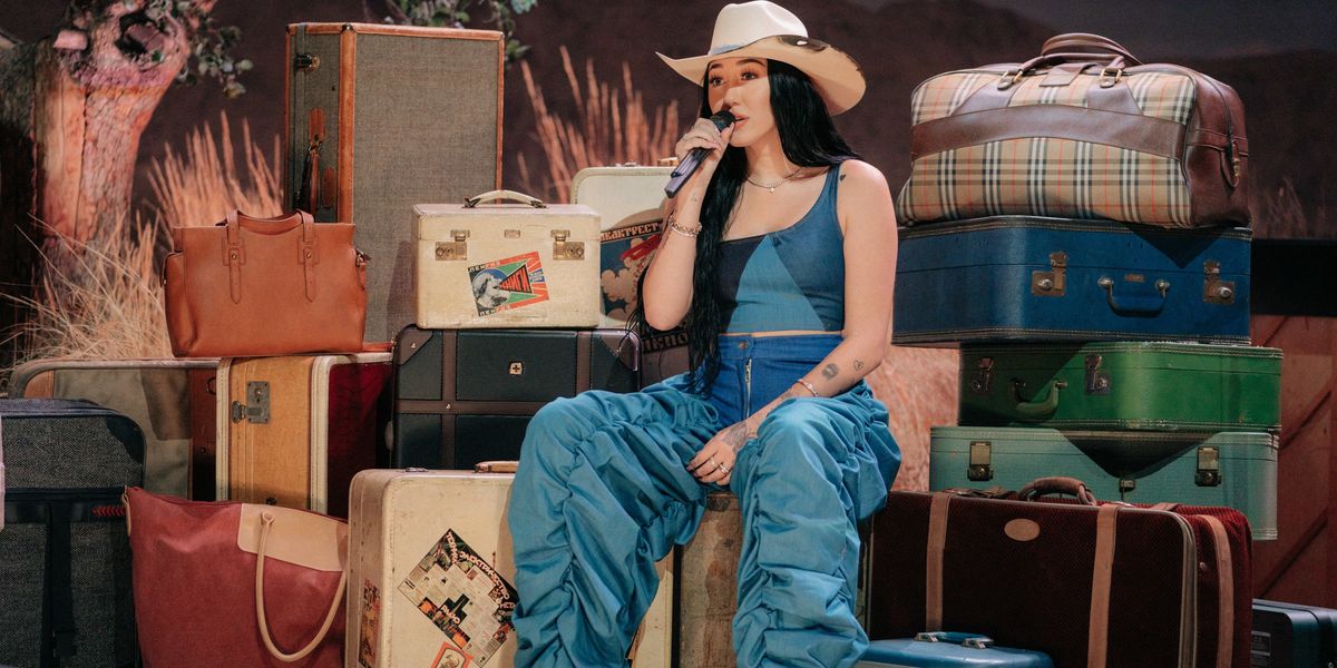 Noah Cyrus Wore Ruffled Denim Pantaloons on 'James Corden'