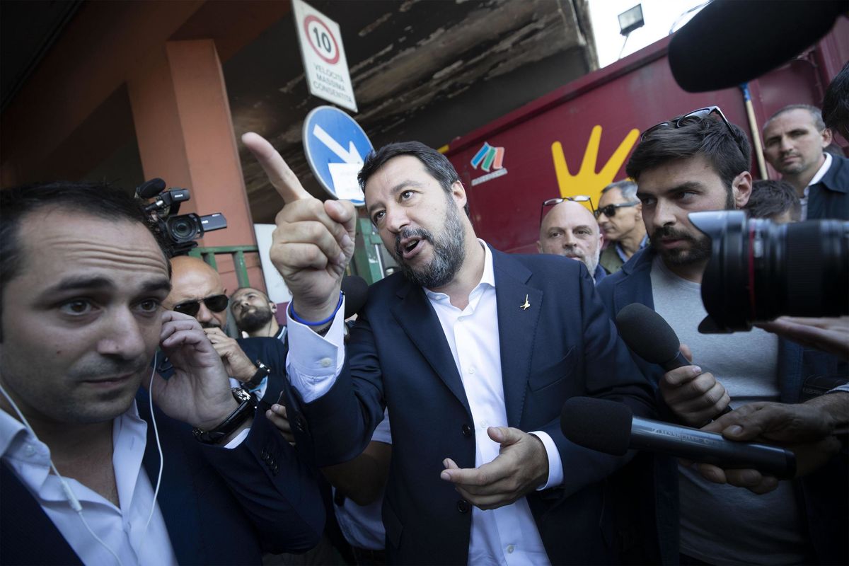 L’ultimo assalto alla Regione rossa «Liberiamoci di tasse e fighetti»