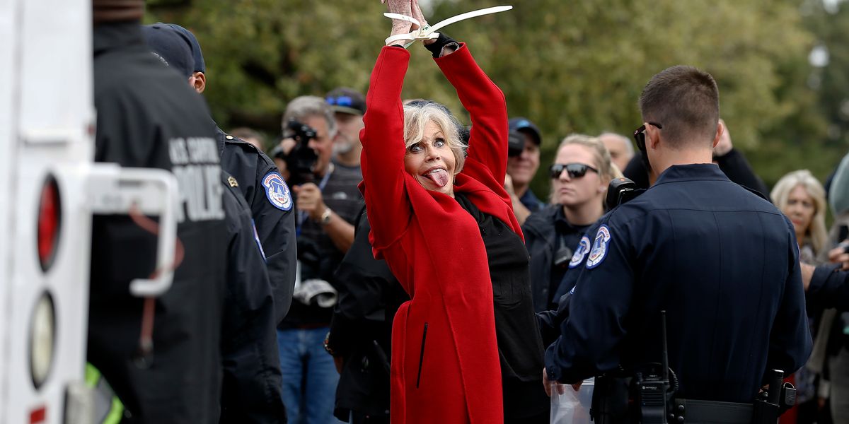 Jane Fonda Accepts her BAFTA Award During Arrest