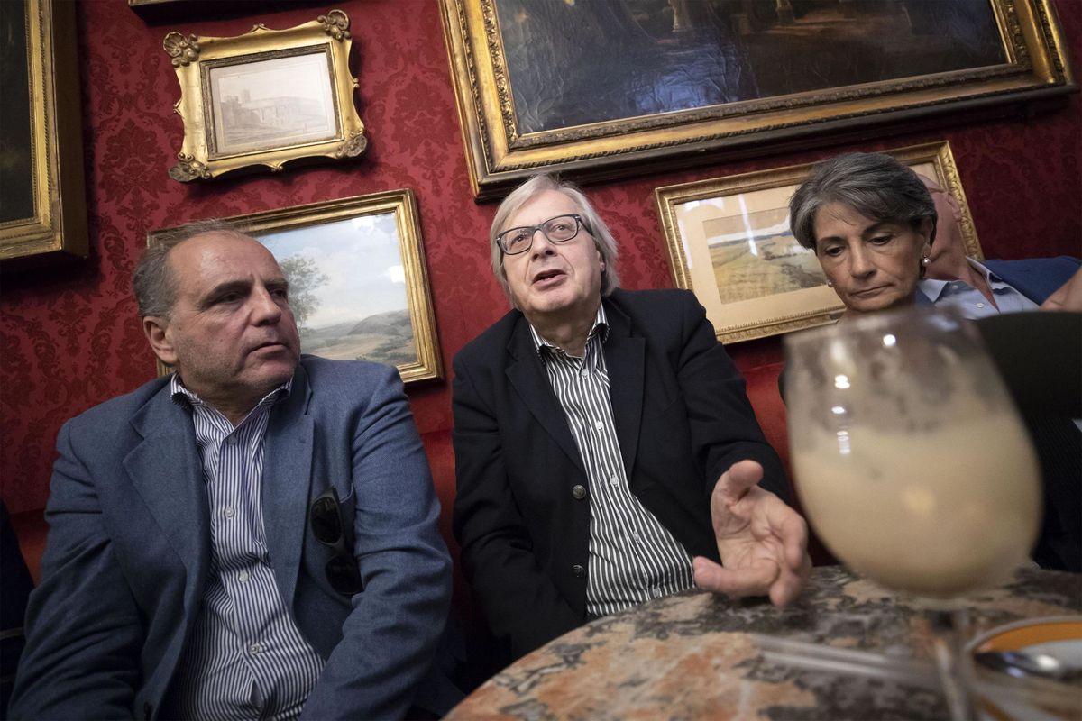 Vittorio Sgarbi: «Gli evasori sono patrioti. Le manette non passeranno»