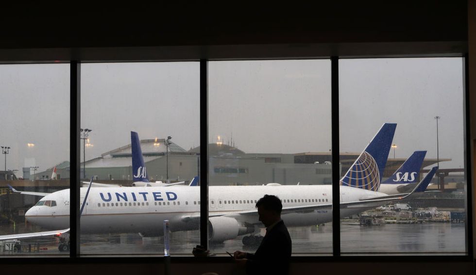 United Airlines Is Stepping In to Help Reunite Families Separated at the Border, and the Internet Is Cheering