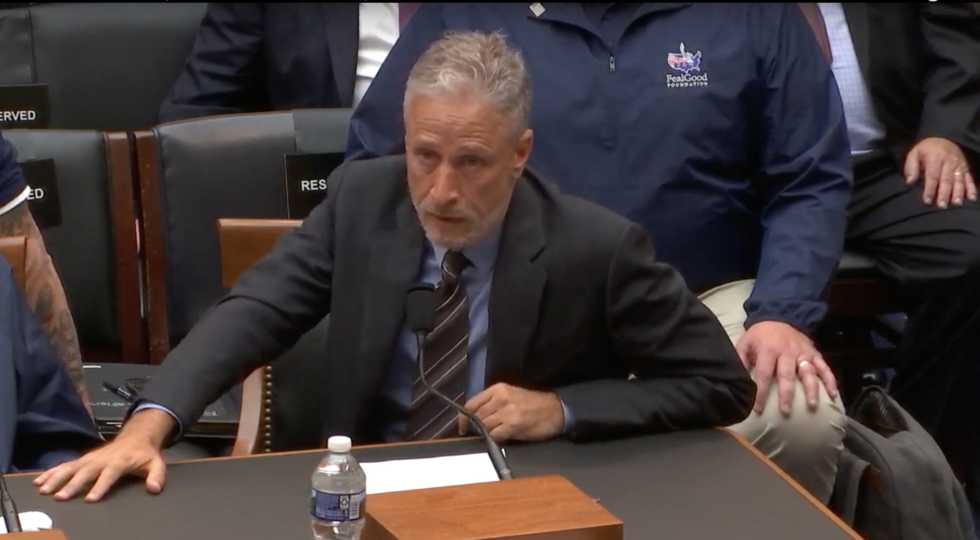 Jon Stewart Just Shamed Absent Lawmakers at a 9/11 Victim Compensation Hearing With the Most On Point Metaphor