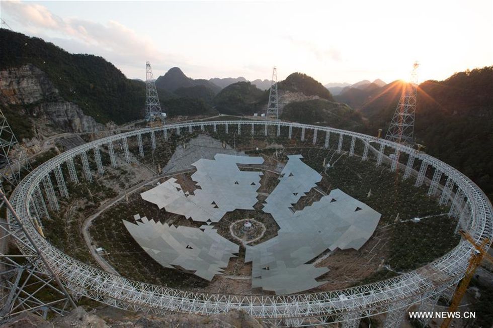 The Chinese Just Turned On A Massive Alien-Hunting Telescope
