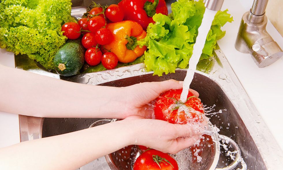 Does Washing Your Fruits and Veggies Remove These Hidden Chemicals?