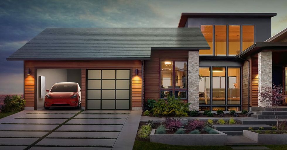 Tesla Begins Installations of Its Solar Roof On Employees’ Homes