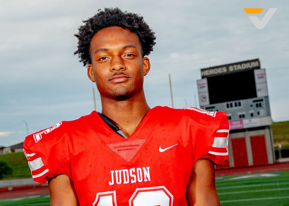 ATX/SA Football Teams Chase 5 UIL 6A/5A Regional Titles