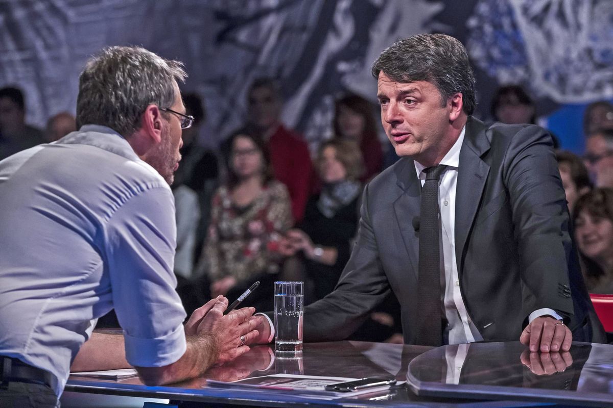 Il Bullo abbraccia i manganellatori mediatici