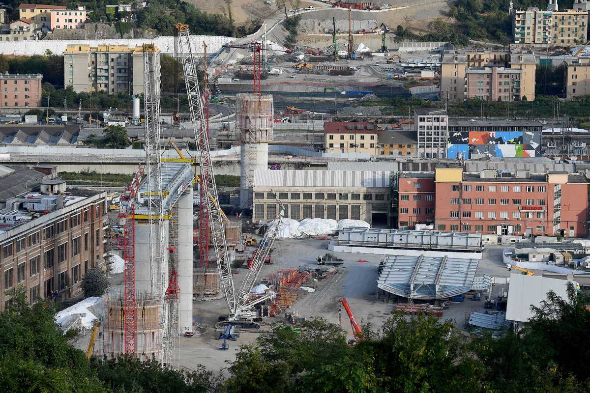 «Hanno attentato alla sicurezza». Piovono nuove accuse su Autostrade