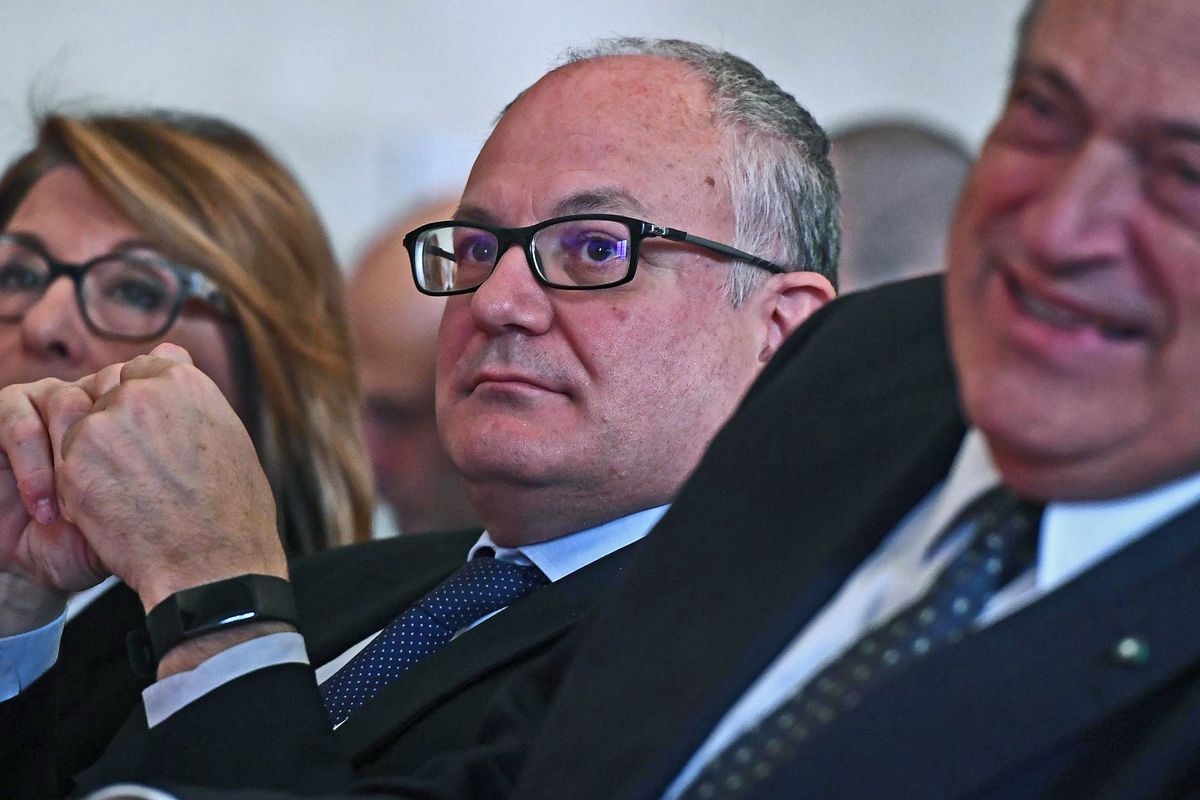 Altra calata di braghe sulle banche. La Germania ci farà vendere i Btp