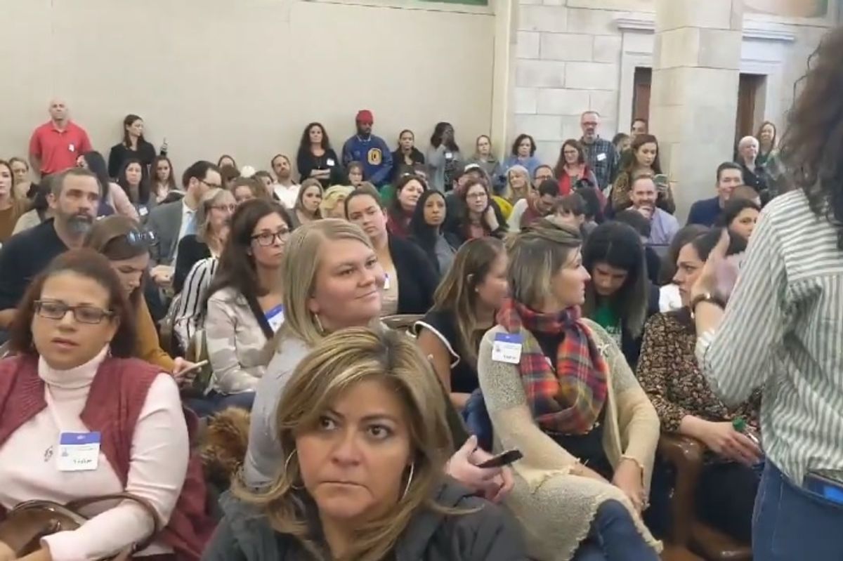NJ Anti-Vaxxers Somehow Protesting Traffic Problems In Fort Lee