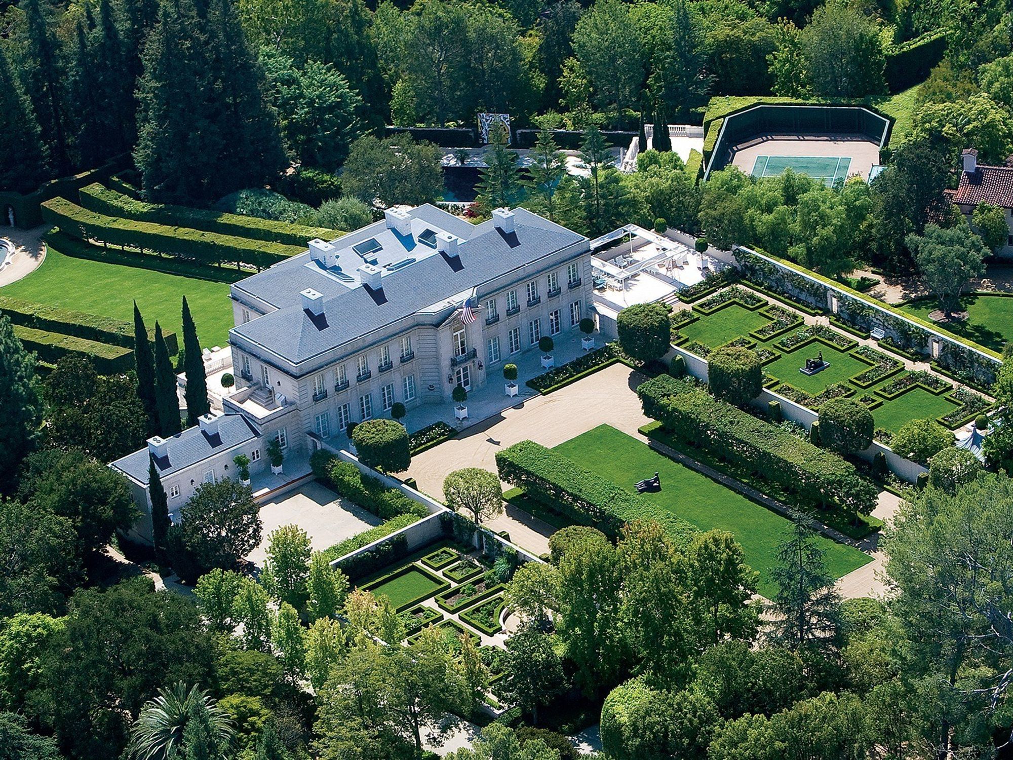 feature image of Top 10 Most Expensive Homes Ever Sold in the USA