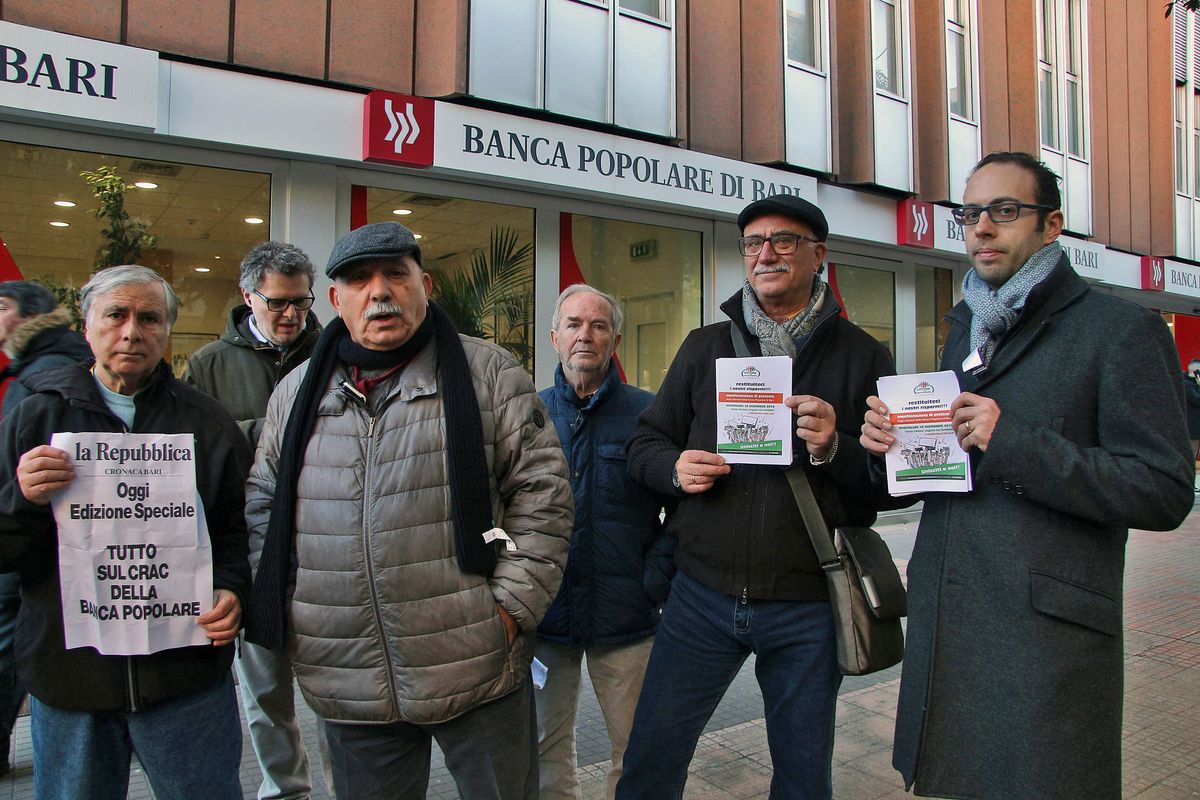 La lunga fila di prestiti facili e il «pacco» dell’ospedale sacro