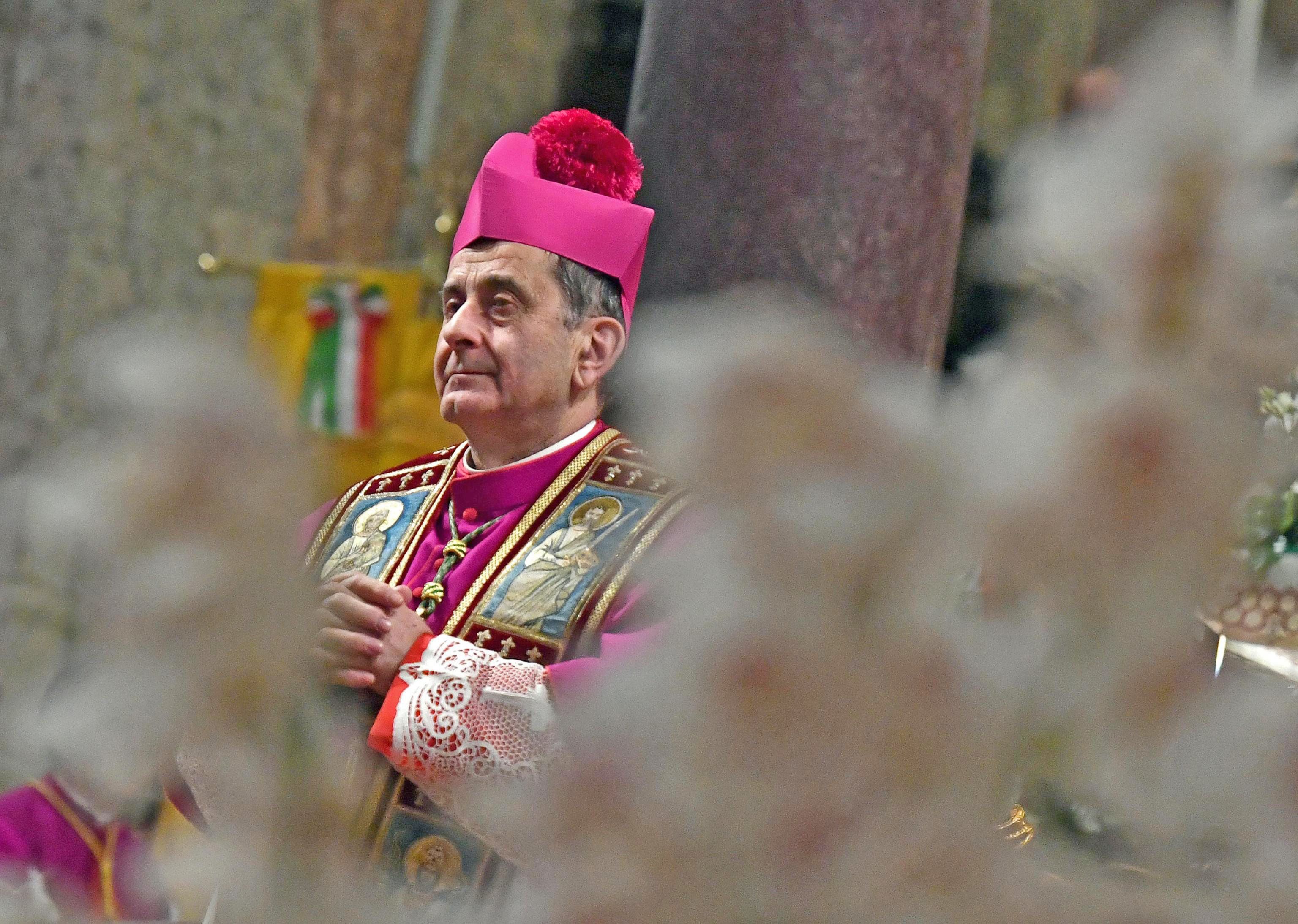 Pronta la richiesta degli atti sugli abusi coperti da Delpini