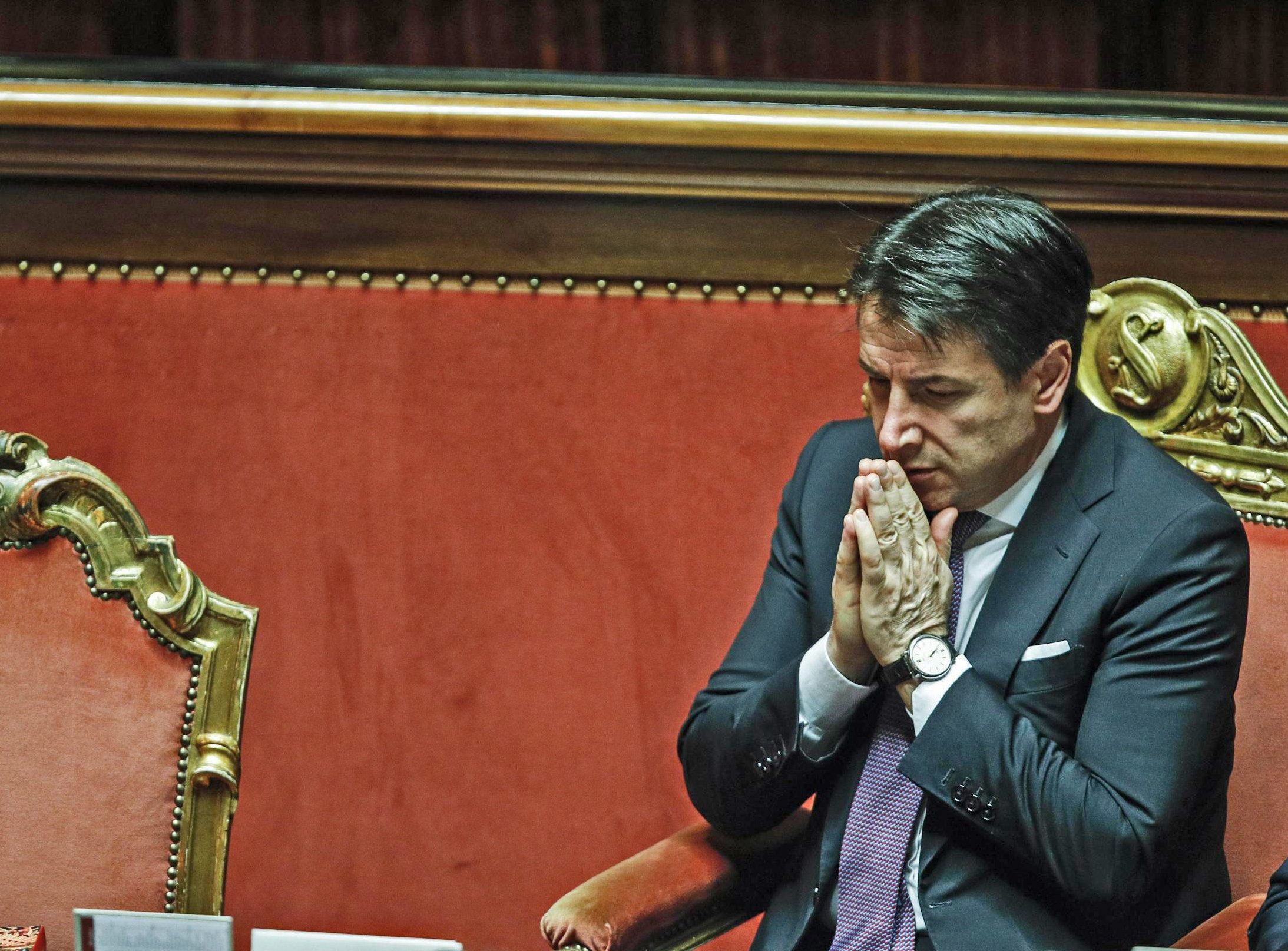 La fine ingloriosa di premier Giuseppi, ridotto a fare l’ufficio stampa di Fca