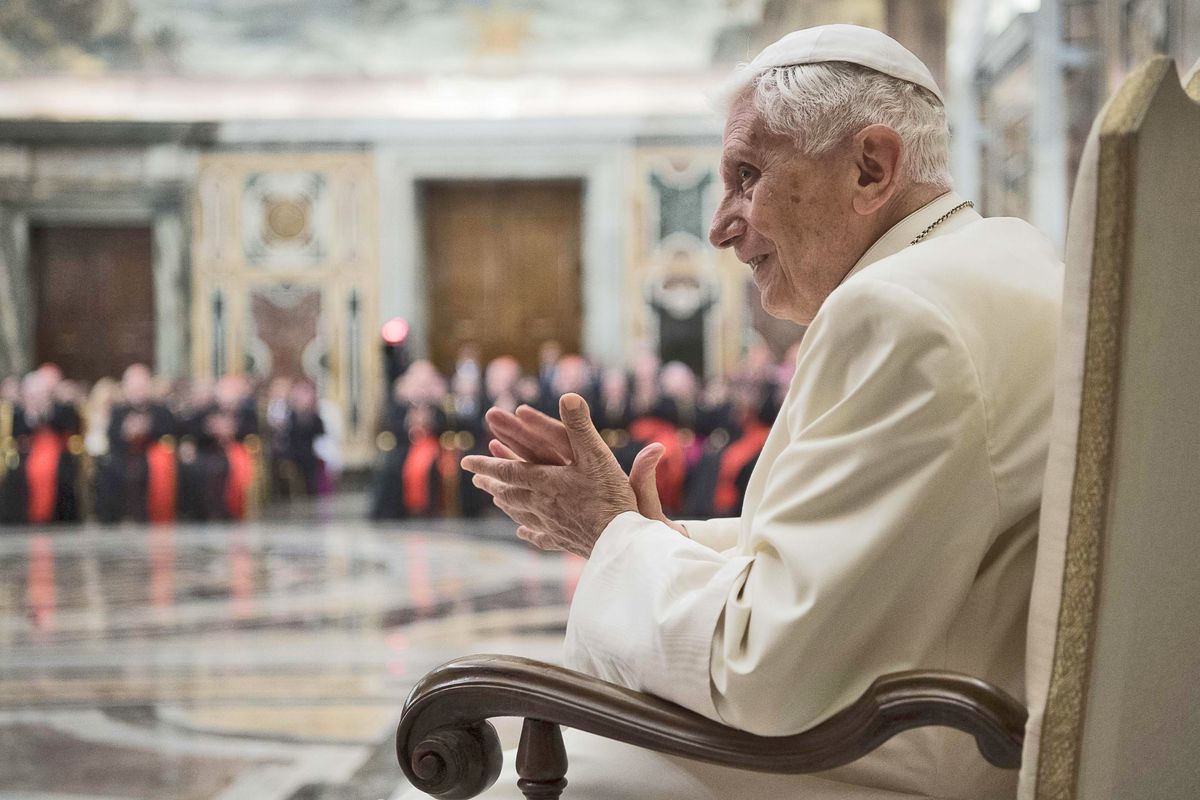 Stampa cattolica, scende in campo Ratzinger