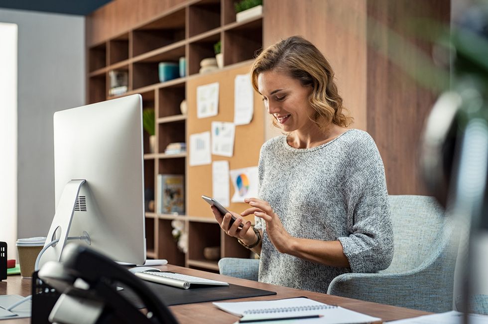 Manager checks job candidates' social media during recruiting process