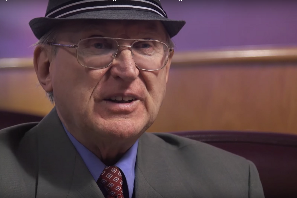 844 Illinois Residents Sign Petition To Get Holocaust Denier On Ballot, Swear They Did Nazi This Coming
