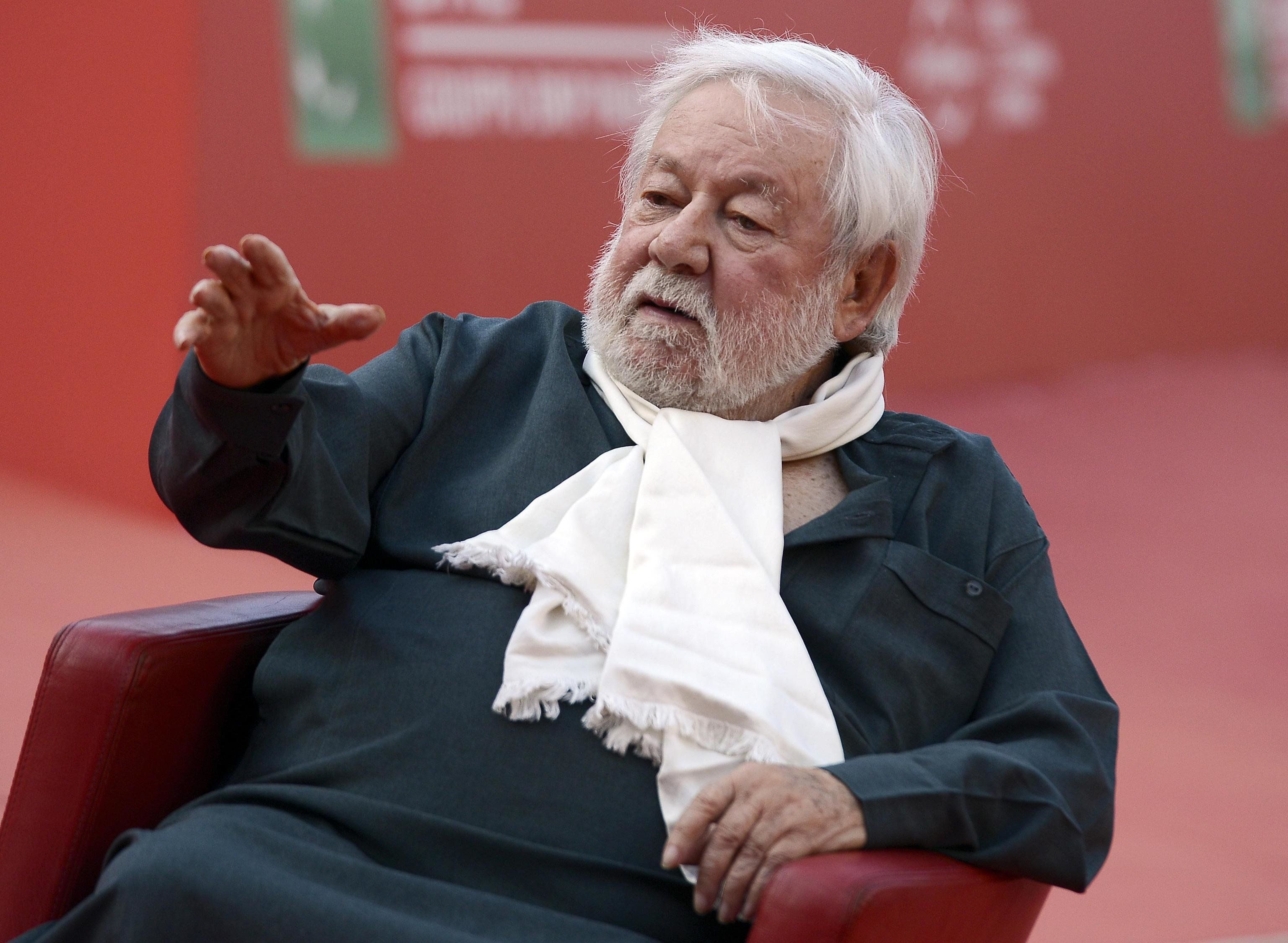 Comico, pessimista e fissato con la salute mi riempiva di ricette ma lui non le seguiva