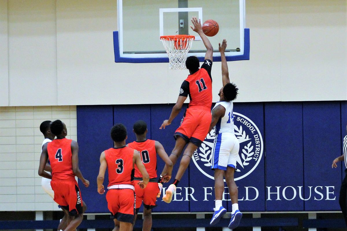 VYPE U Behind the Lens: Lamar Texans Win Against Westbury First District Game