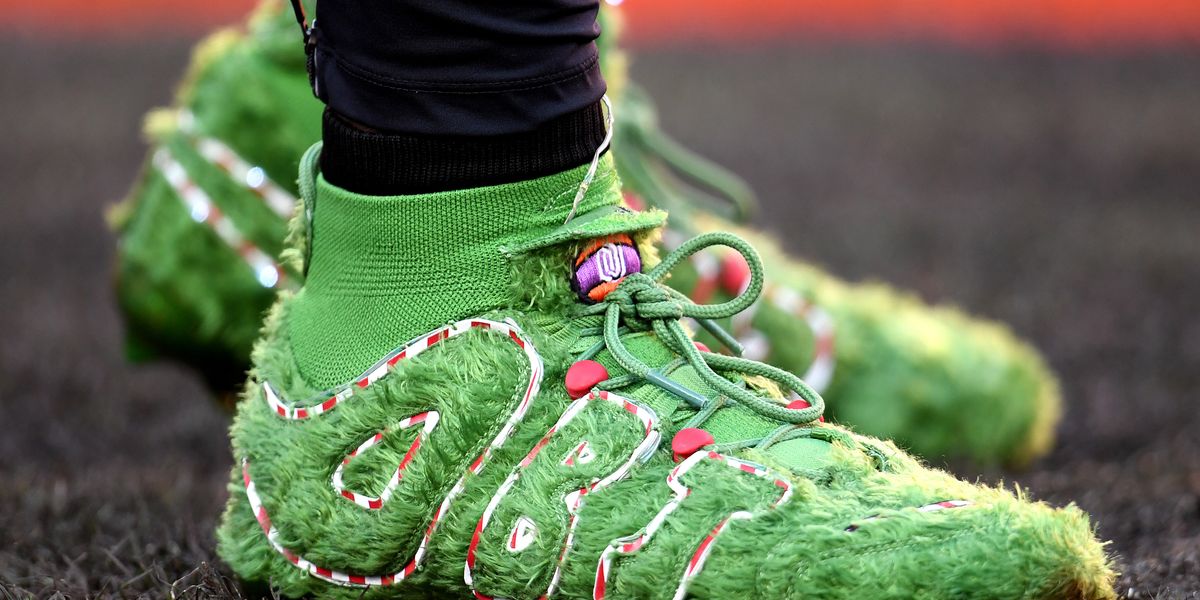 Nike Made Grinch Cleats for Odell Beckham Jr.