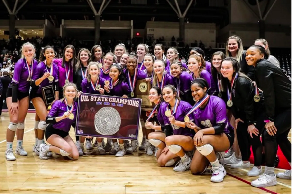 HISTORIC: Fulshear sweeps Hereford for program's first-ever UIL Volleyball State Championship