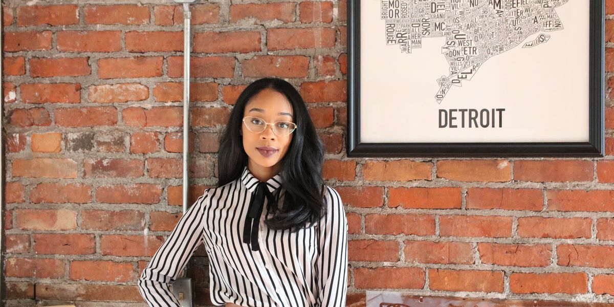 This Brand Strategist Talks Shifting Careers & Building A $10K A Month Revenue Stream