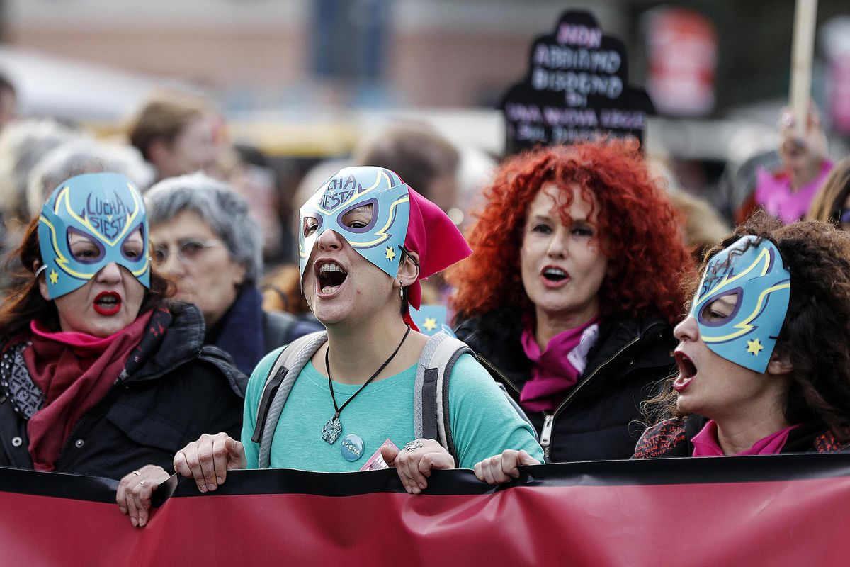 La giornata antiviolenza è una burla se ignora l’odio islamico per le donne