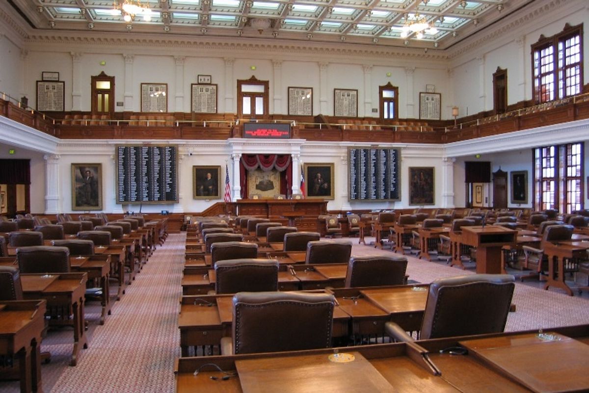Beto O'Rourke Doing Kickflips ... On The Texas House