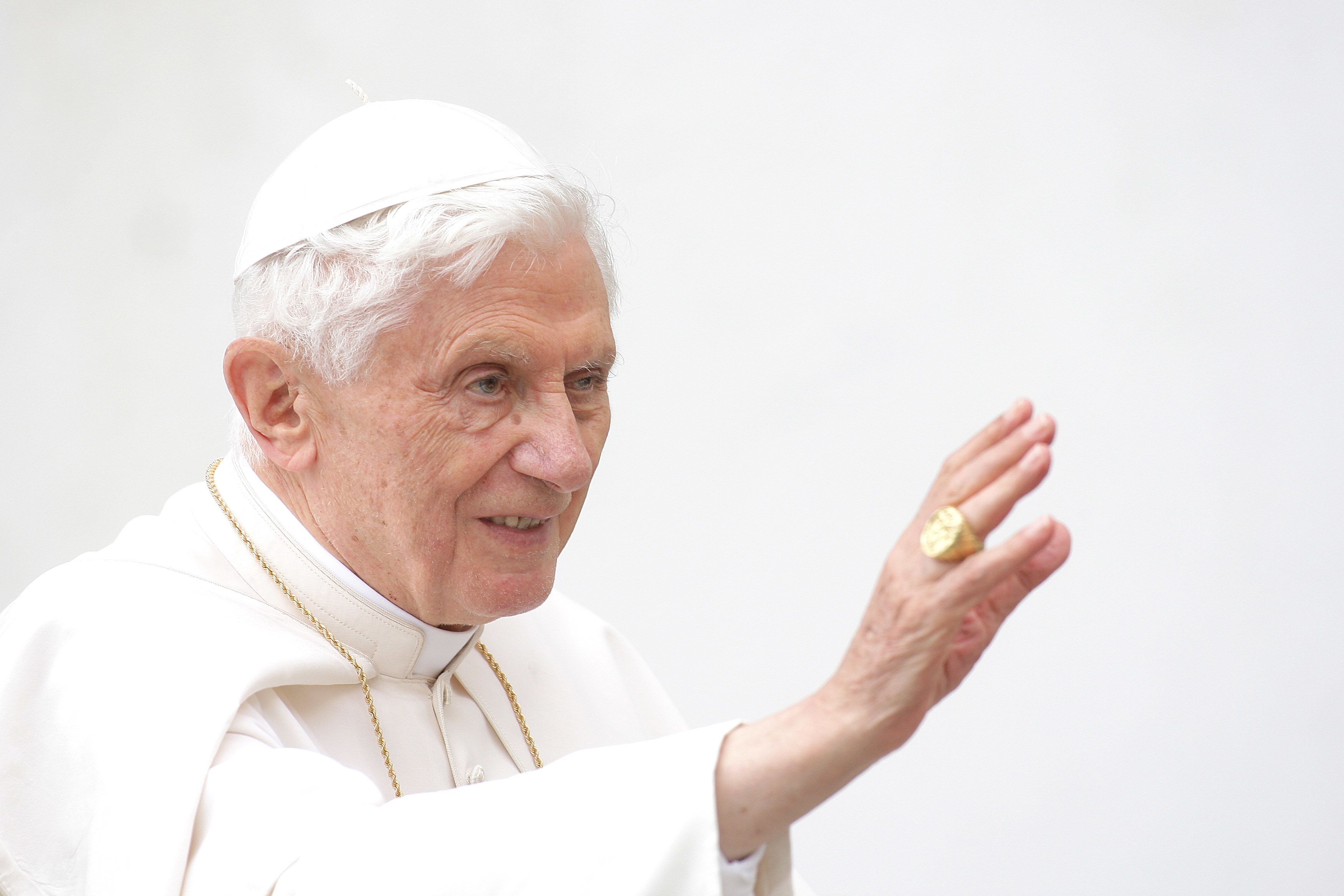 L’Anticristo esiste ed è un globalista. L’ultimo argine è il genio di Ratzinger