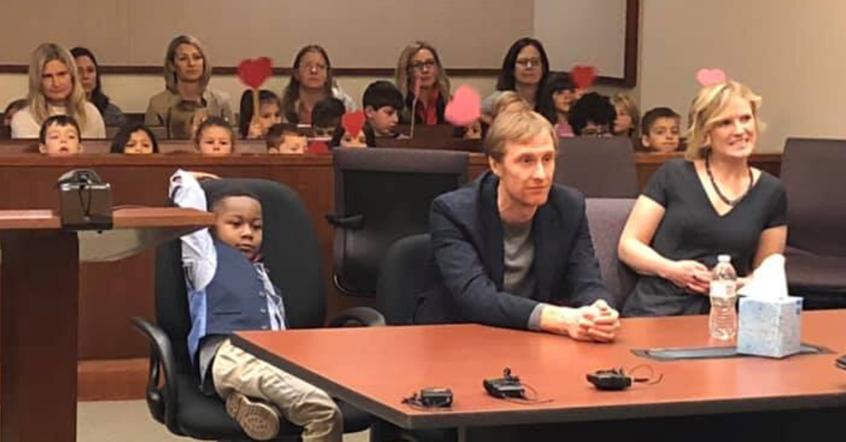 Little Boy's Entire Kindergarten Class Shows Up To Support Him During His Adoption Hearing