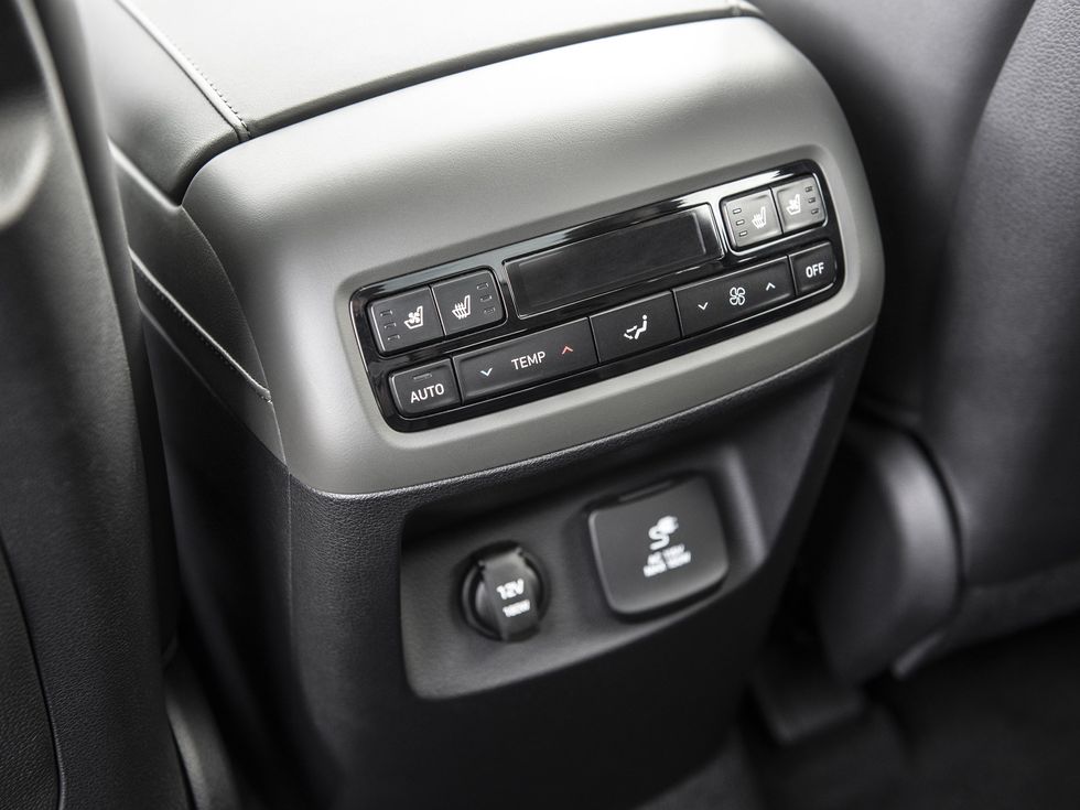 2020 Hyundai Palisade rear seat heating cooling seats