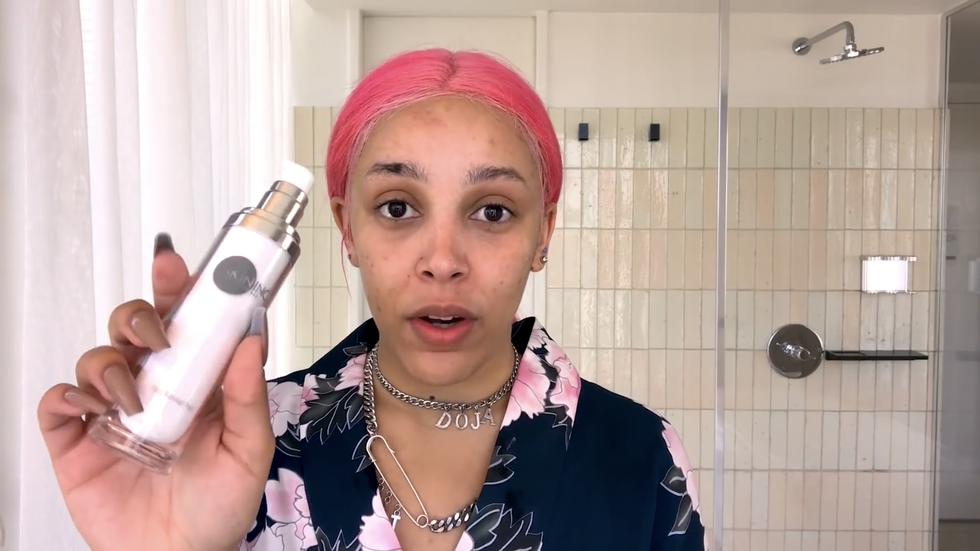 Is Doja Cat prettier without makeup? Lipstick Alley