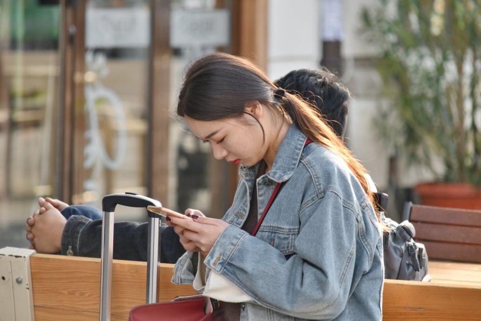 I Blocked A Toxic Friend, And It Was THE Best Thing I Did For My Self-Esteem In 2019
