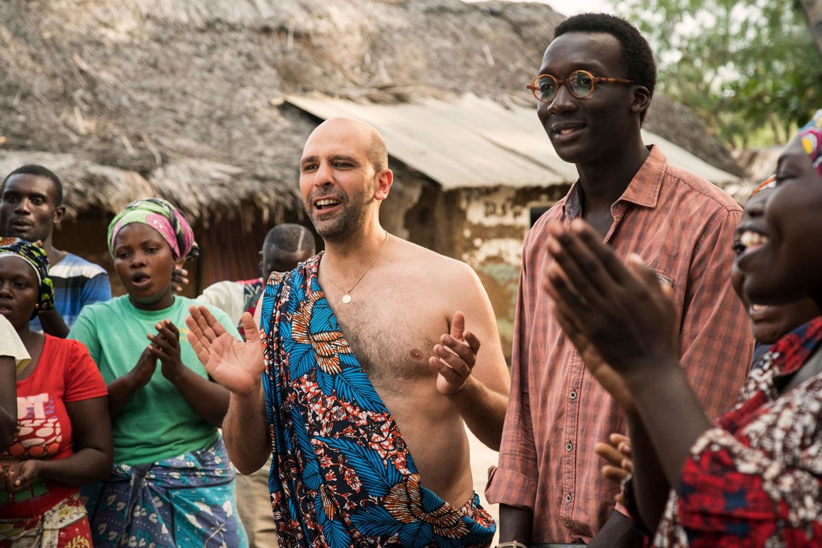 Checco Zalone saluta i suoi critici e con «Tolo Tolo» fa il record di incassi