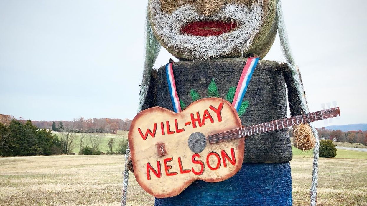 Virginia farmer creates 15-foot-tall Willie Nelson hay sculpture