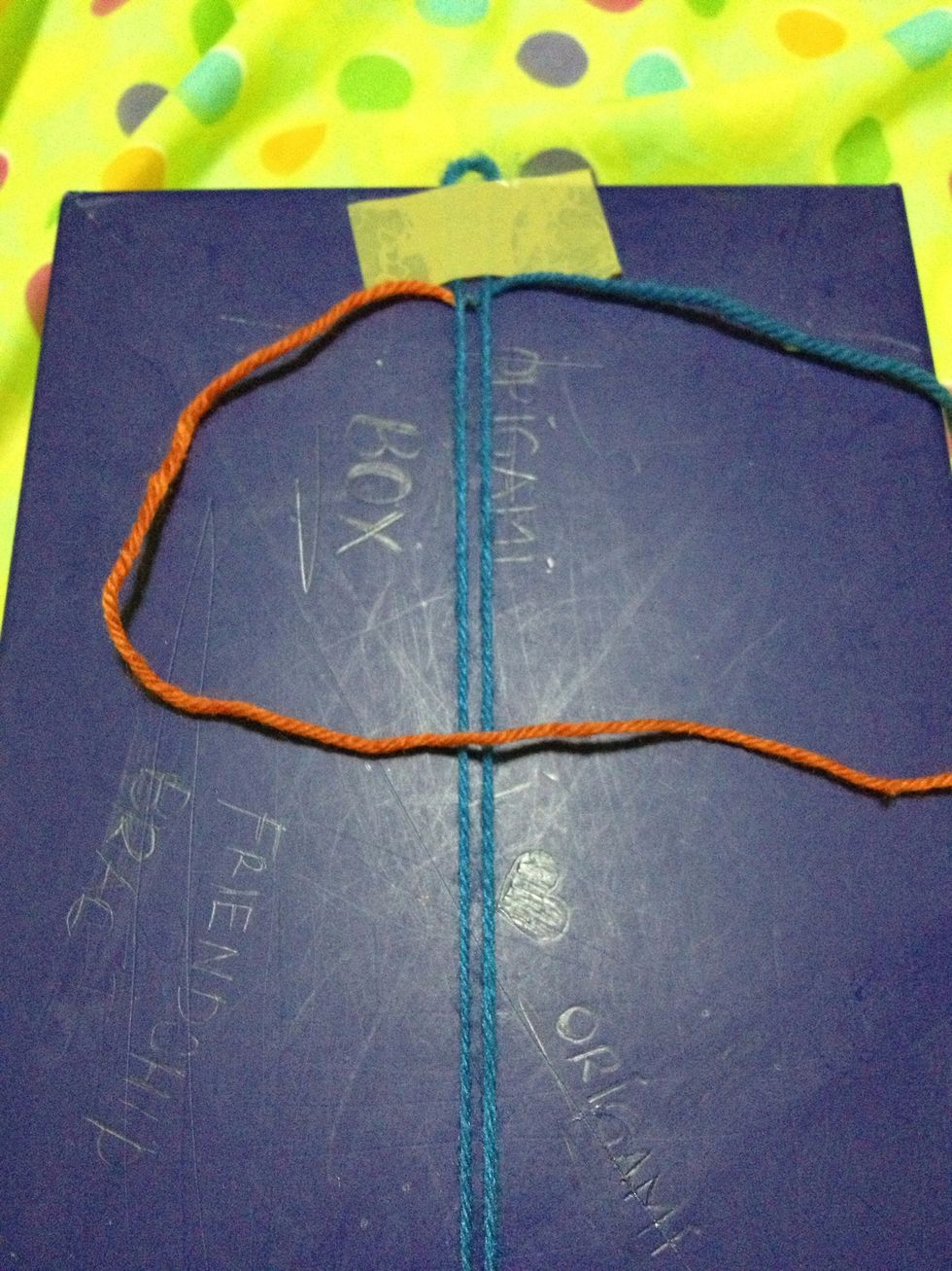 How to make a yarn bracelet B+C Guides